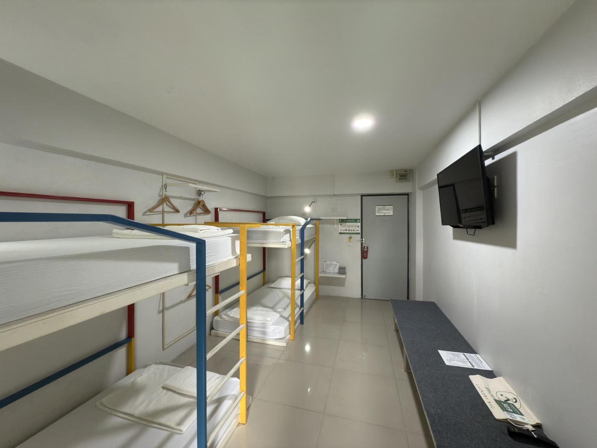 Regent Ngamwongwan Hotel Nonthaburi Exterior photo